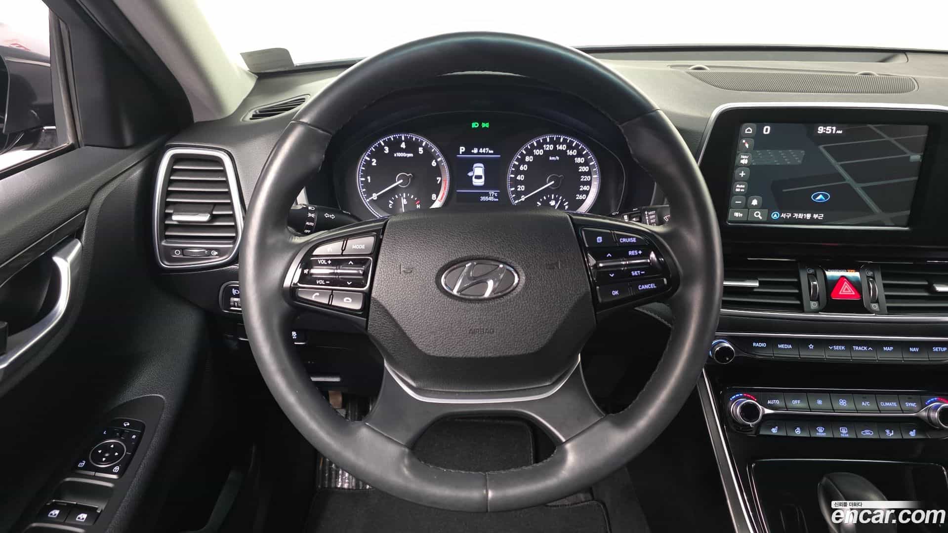 Grandeur Hyundai 2018.2-OPTION-017