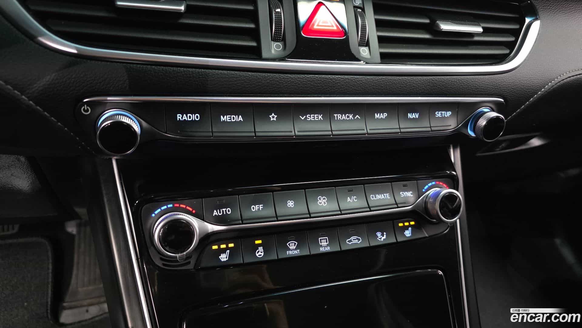 Grandeur Hyundai 2018.2-OPTION-021