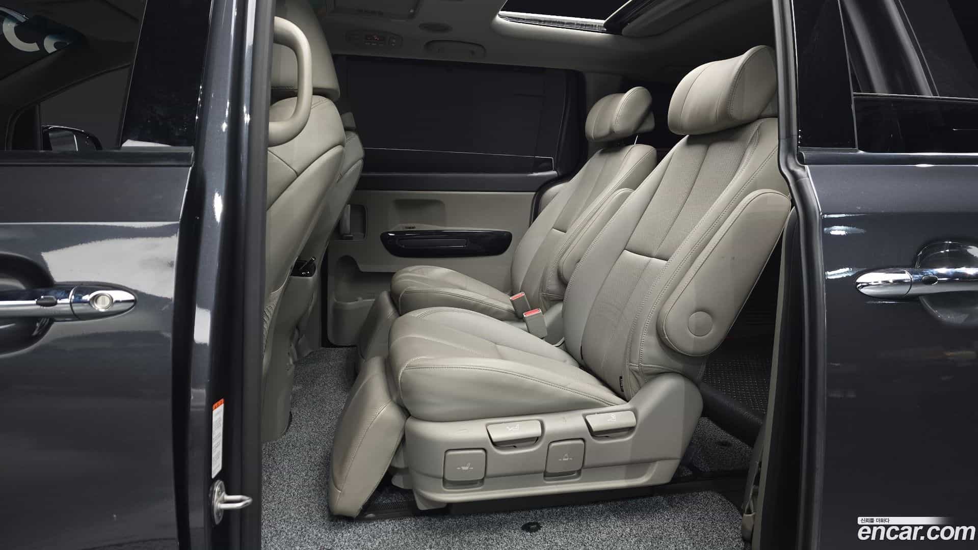Canival Kia 2016.5-OPTION-015
