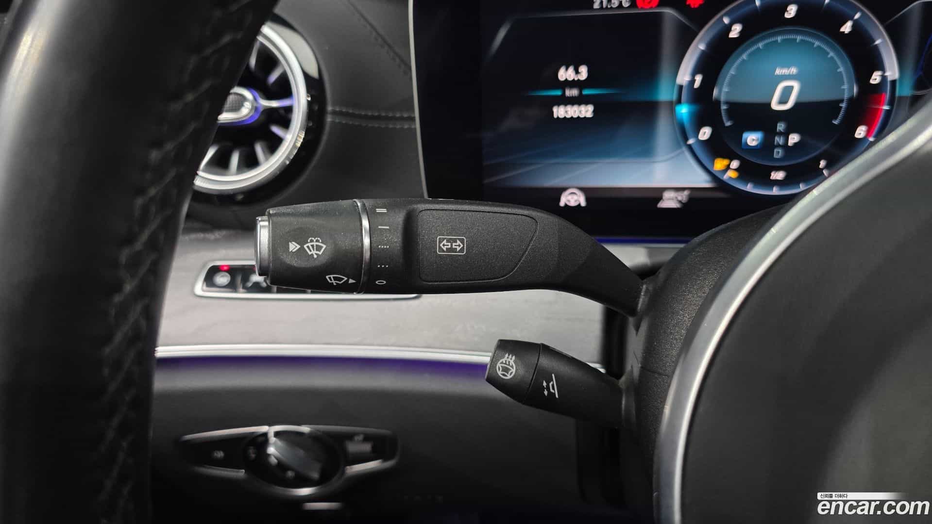 CLS-Class Mercedes-Benz 2019.7-OPTION-023