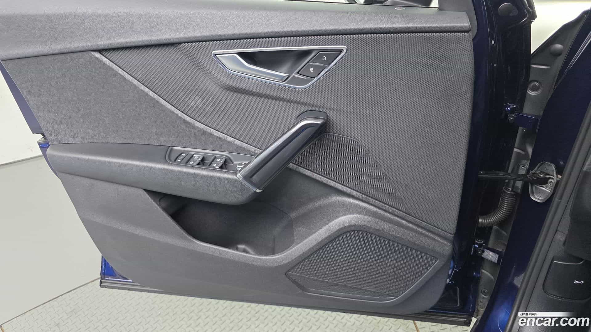 Q2 Audi 2023.11-INNER-034