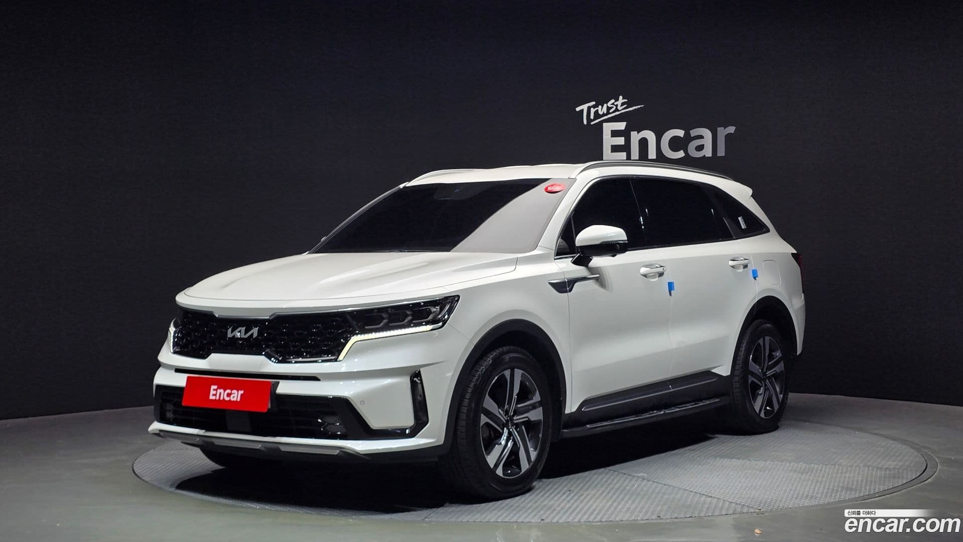 Main__Slider__Photo:Sorento Kia 2022.2-0