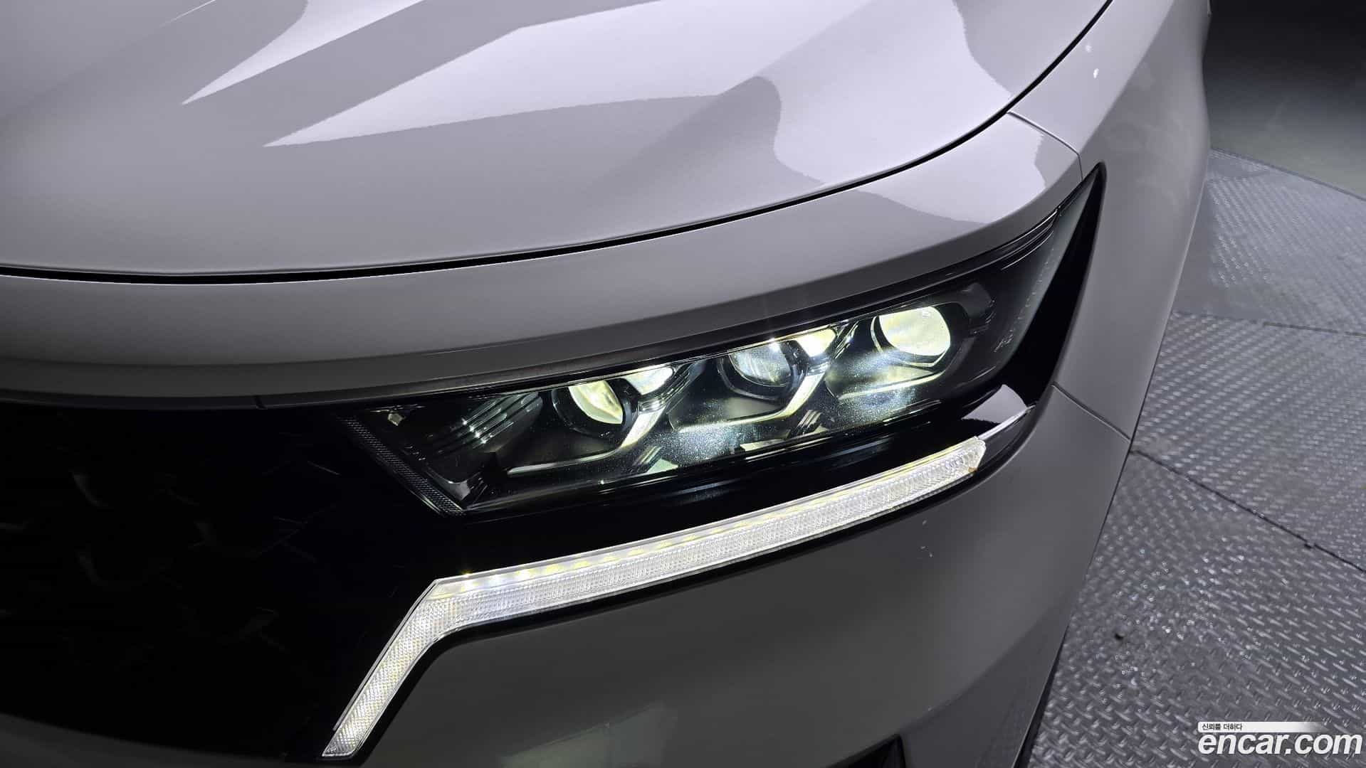 Sorento Kia 2022.2-OUTER-032