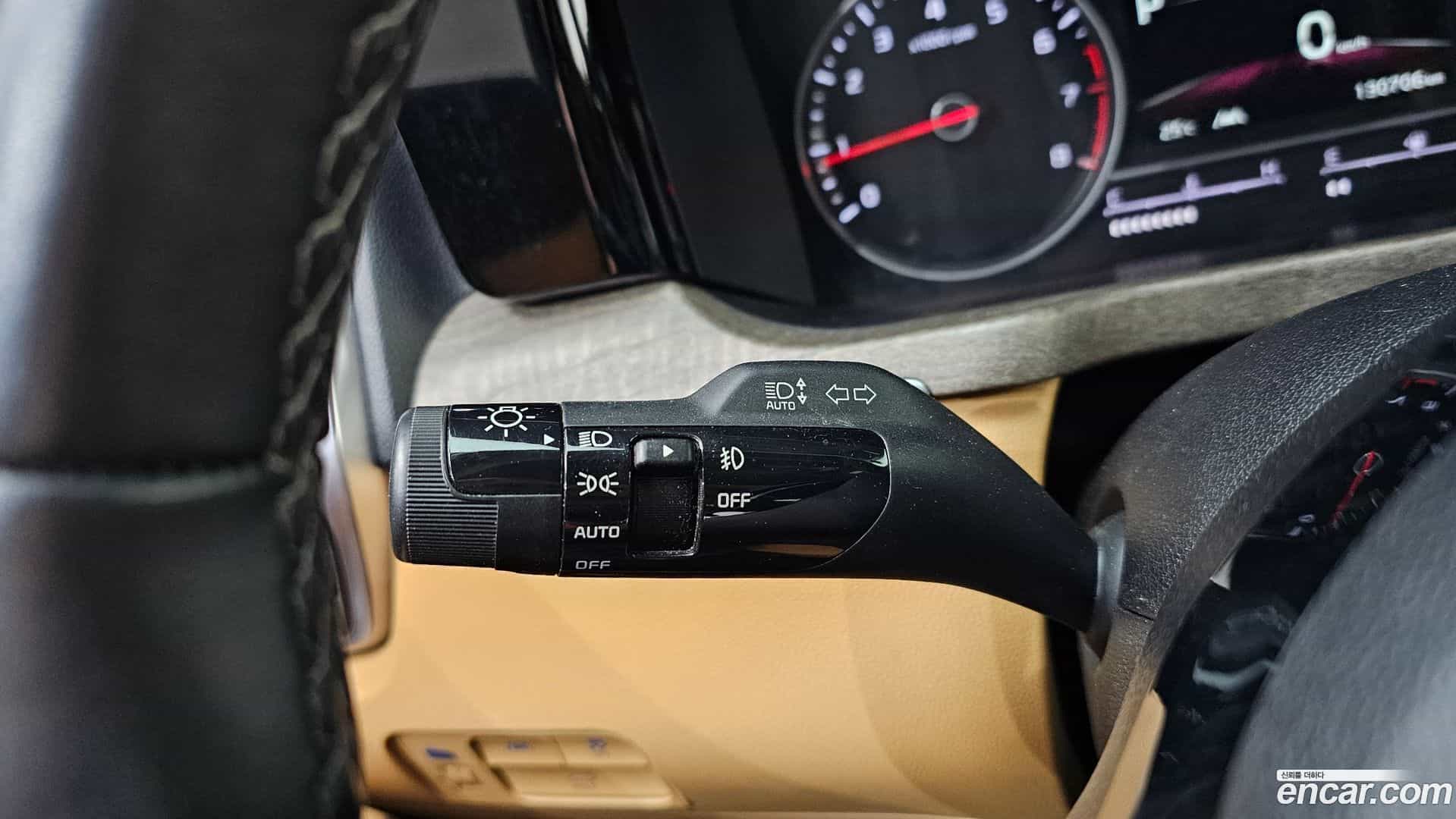 Sorento Kia 2022.2-OPTION-040