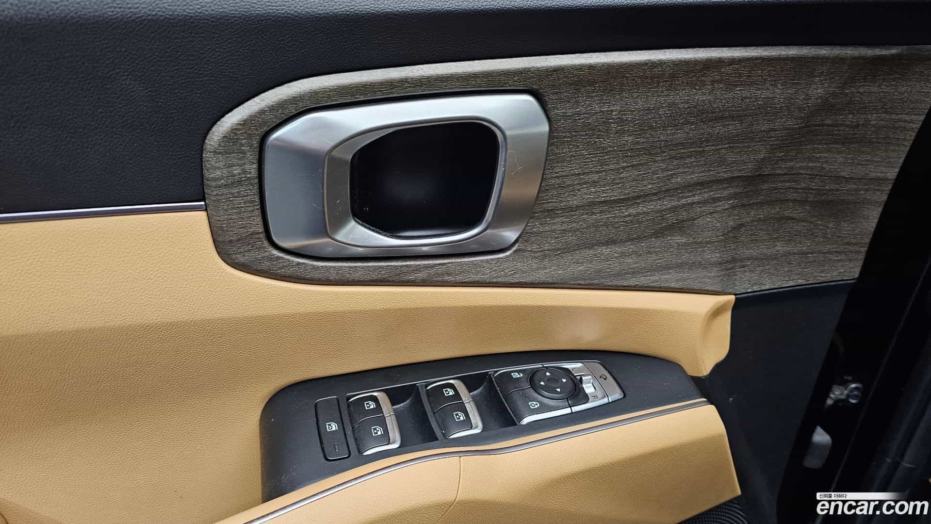 Sorento Kia 2022.2-OPTION-041