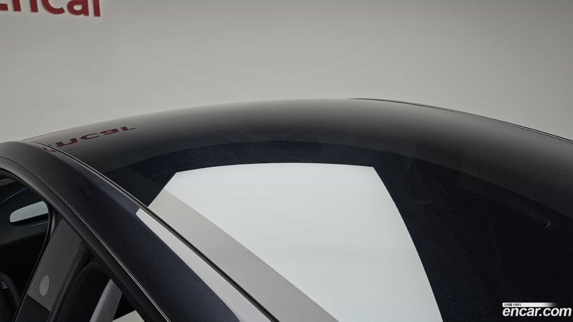 Model Y Tesla 2025.8-OPTION-022
