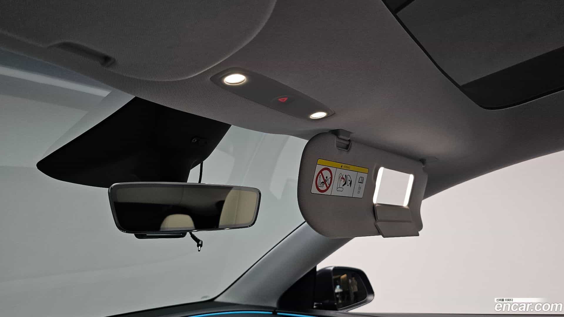 Model Y Tesla 2025.8-OPTION-042