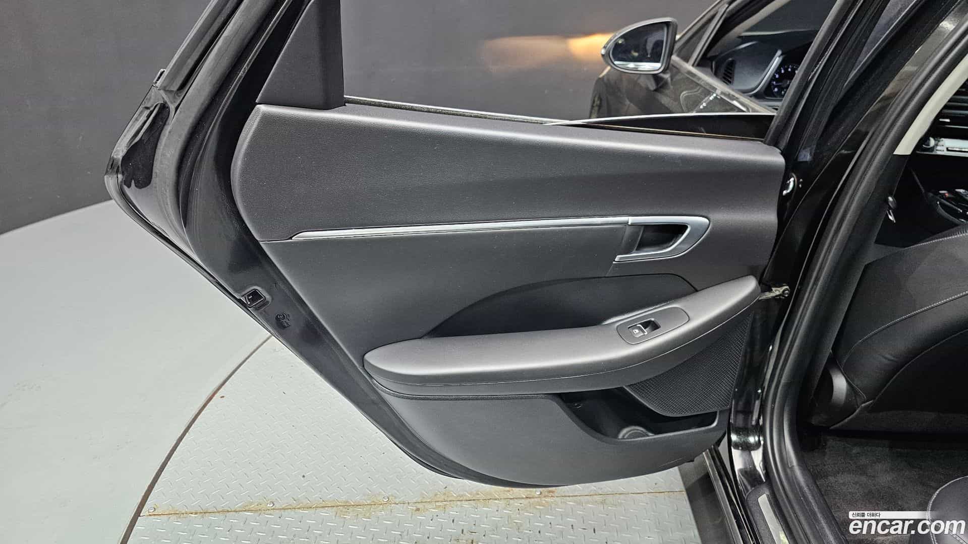 Sonata Hyundai 2021.2-INNER-035