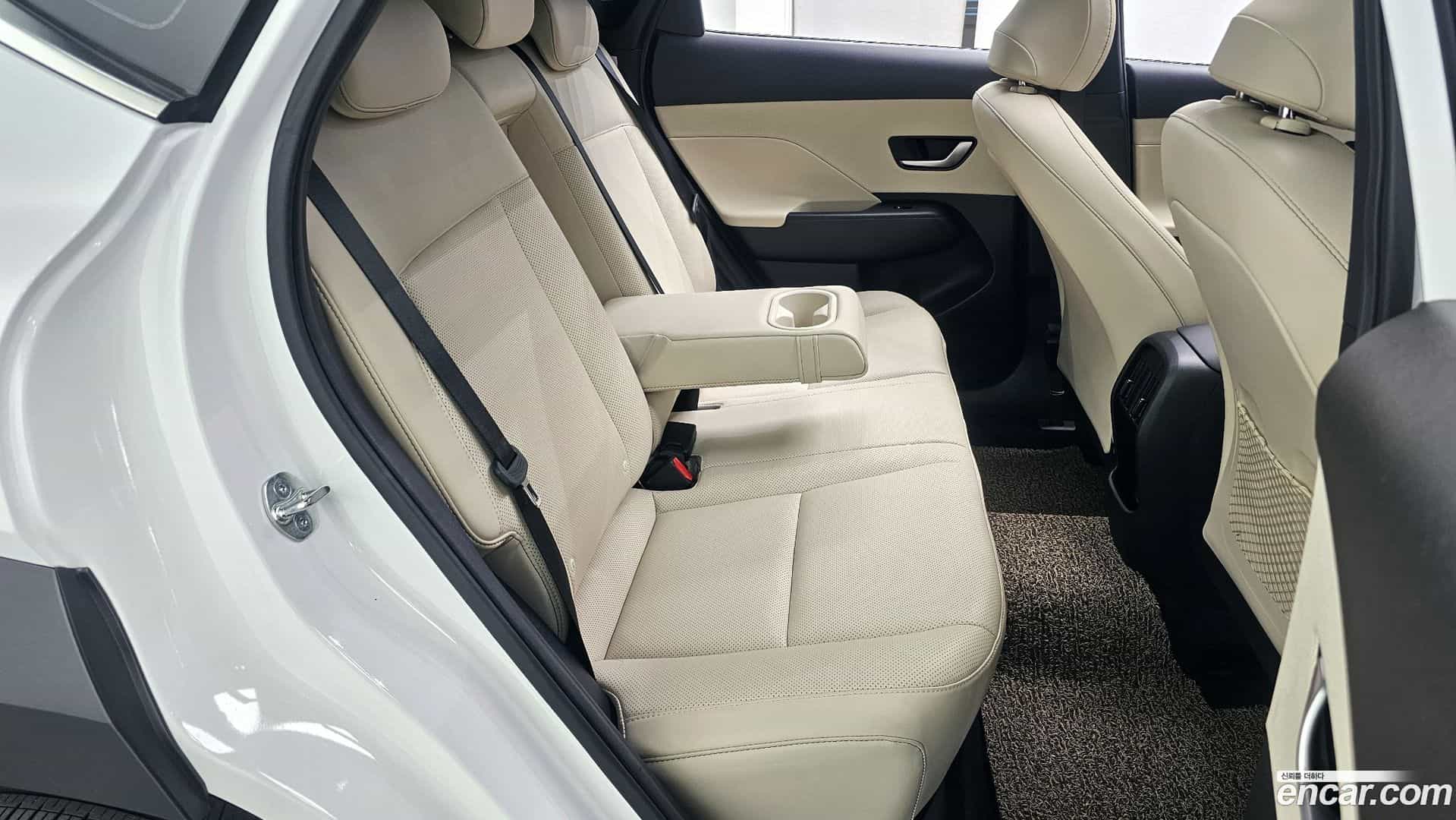 Kona Hyundai 2024.5-INNER-036