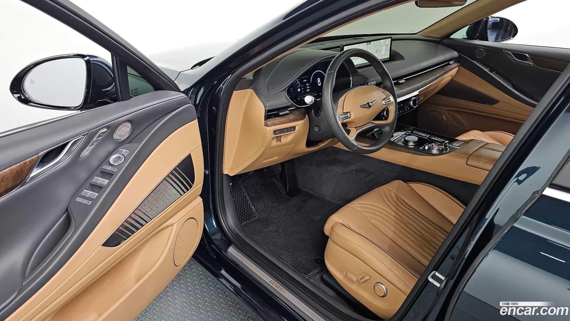 G80 Genesis 2023.2-INNER-010