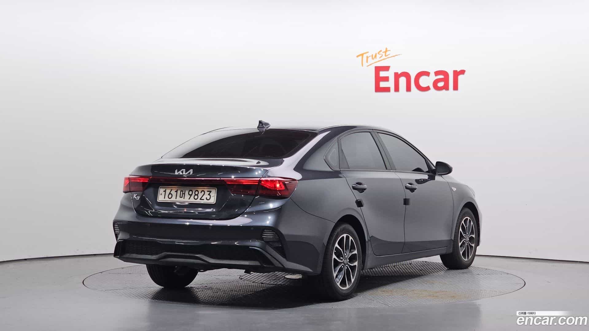 K3 Kia 2021.11-OUTER-002