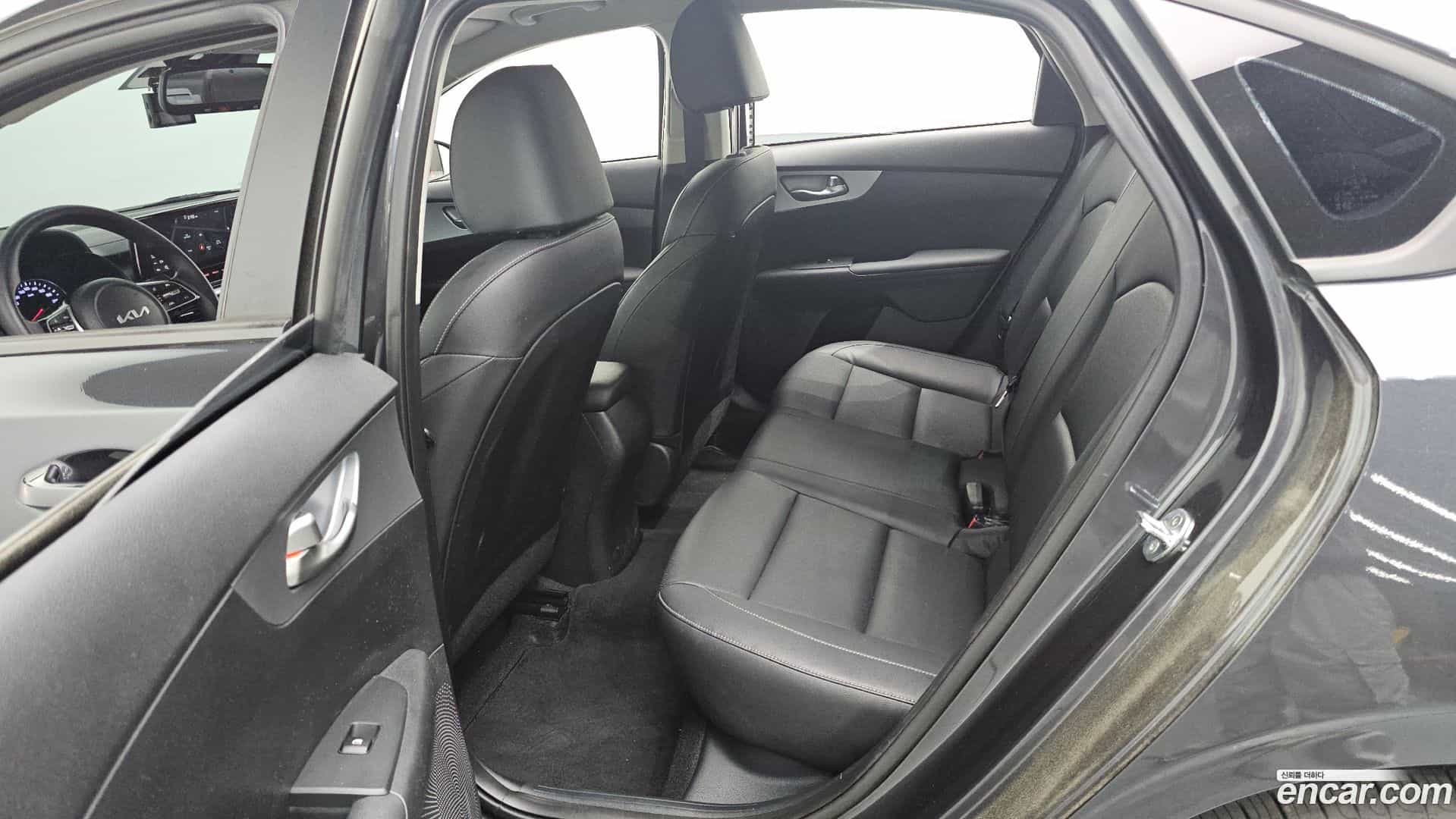 K3 Kia 2021.11-INNER-036