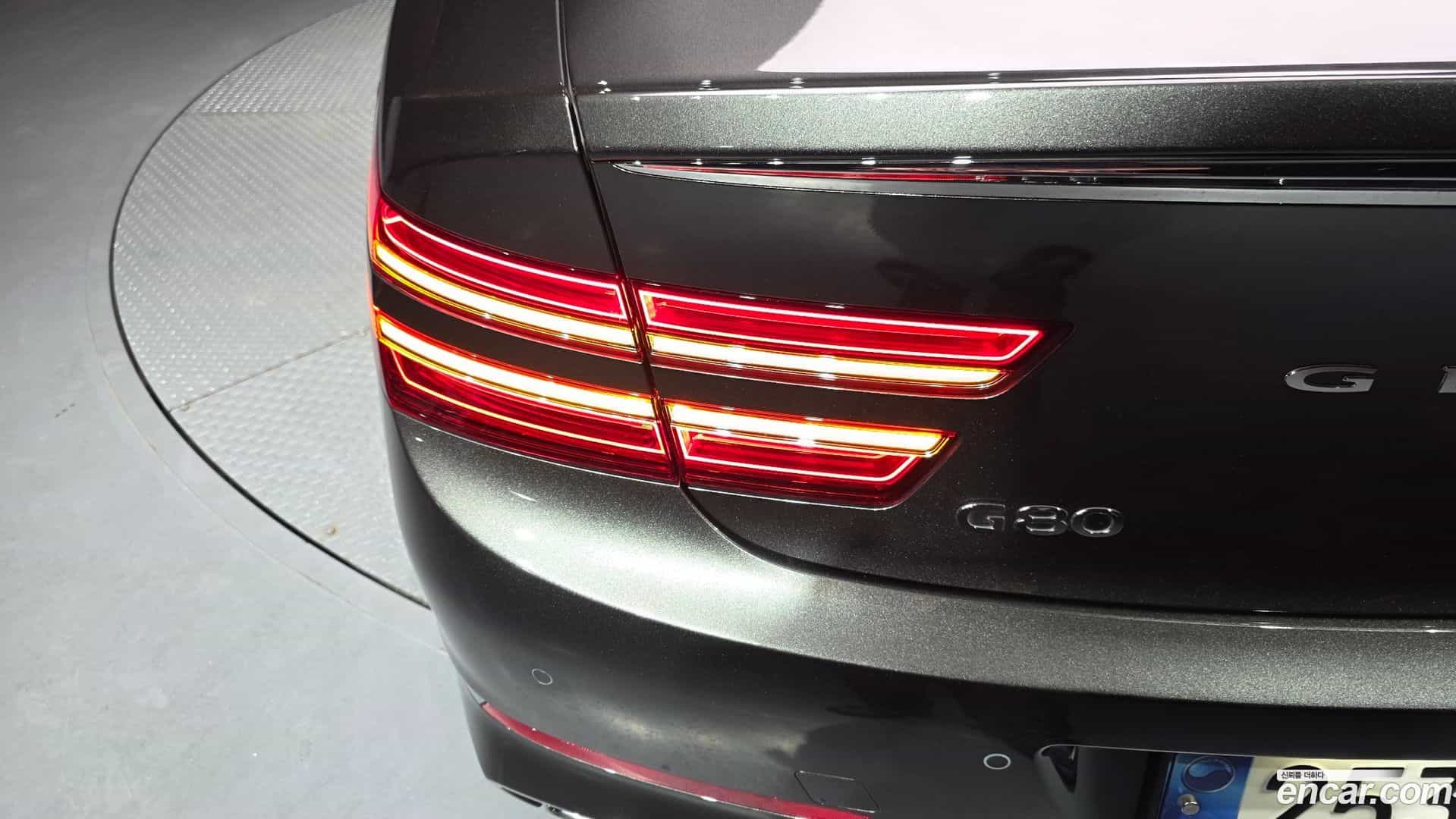 G80 Genesis 2022.4-OUTER-033