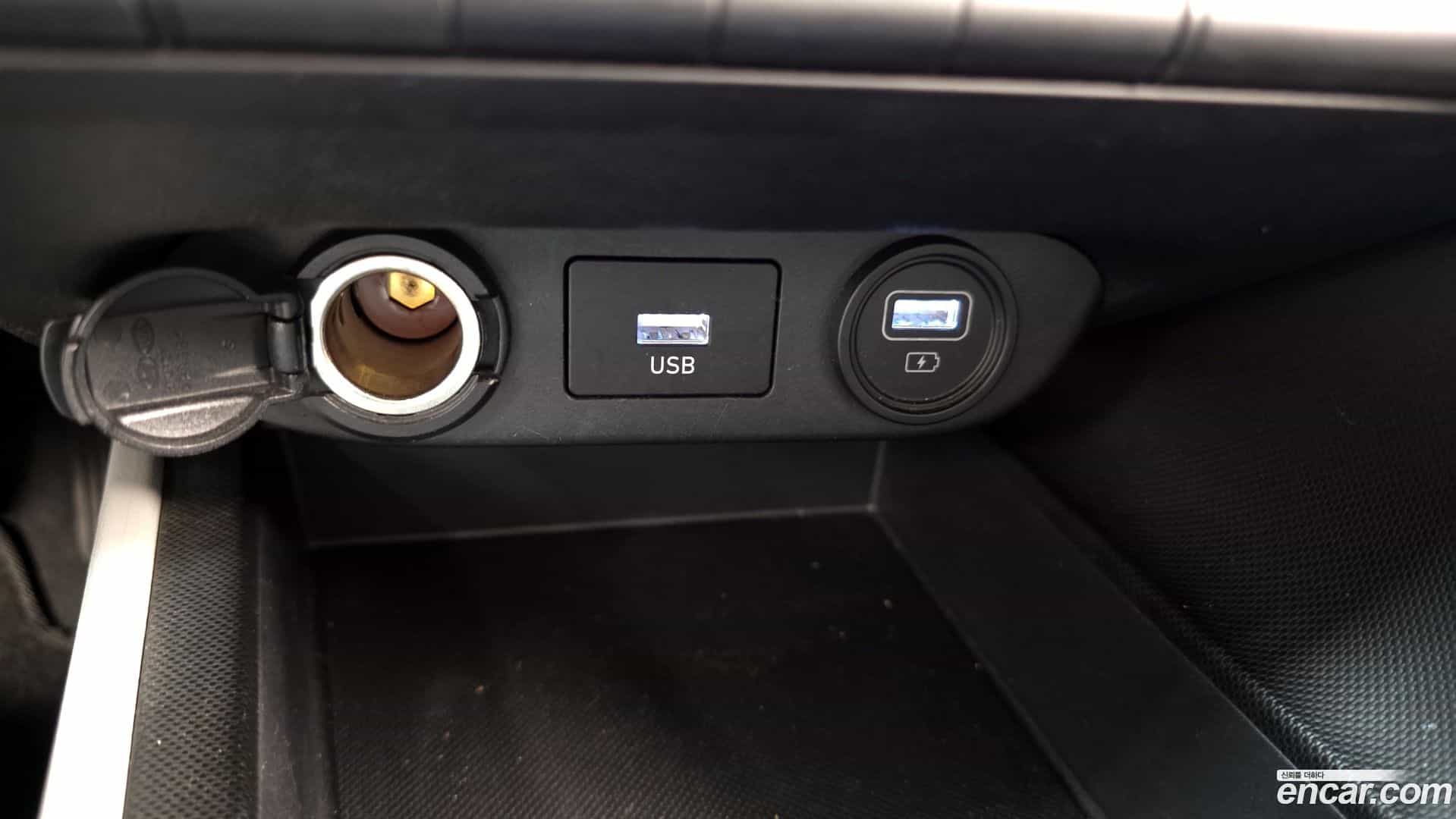 AVANTE Hyundai 2022.3-OPTION-016