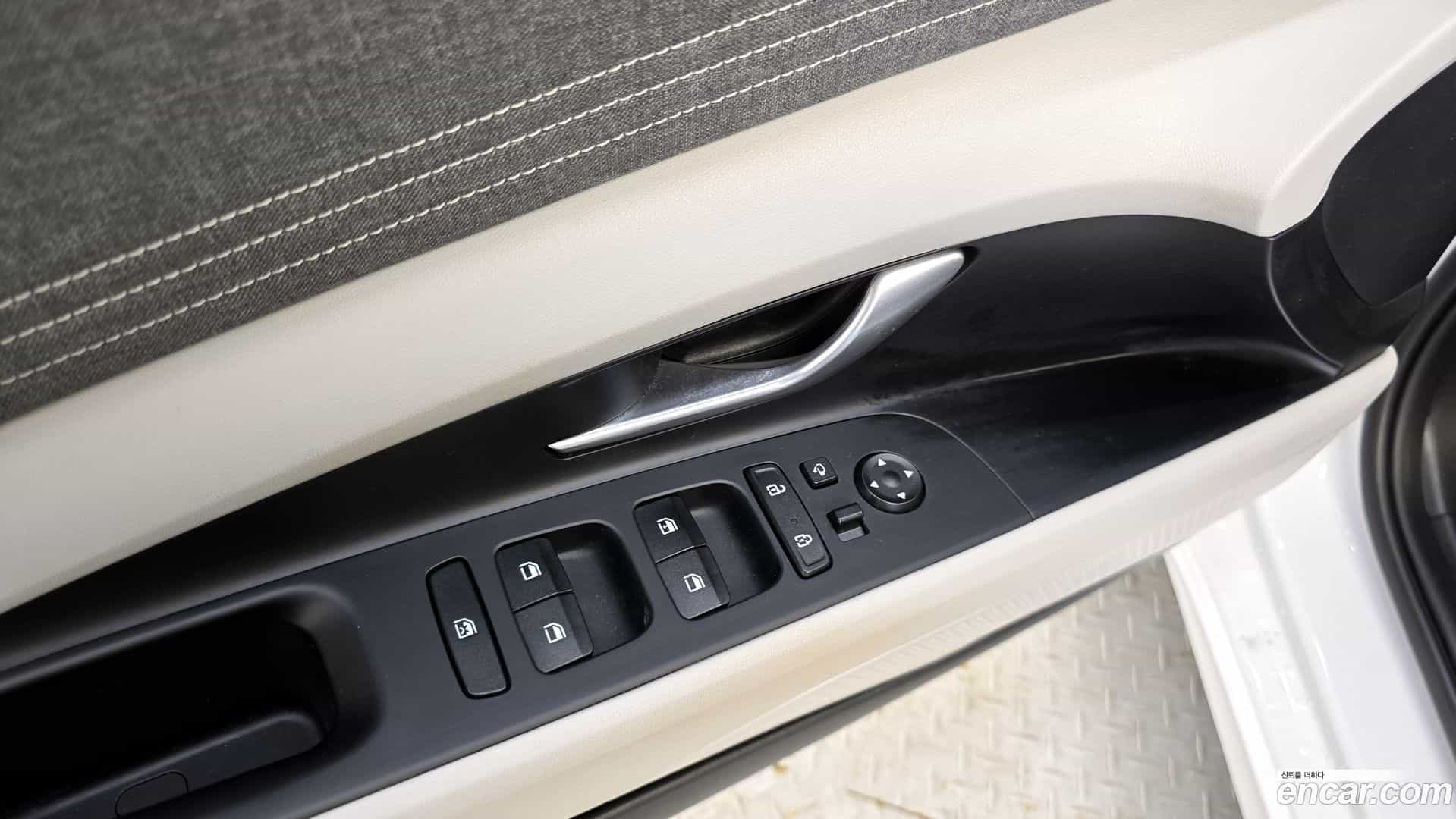 AVANTE Hyundai 2022.3-OPTION-023
