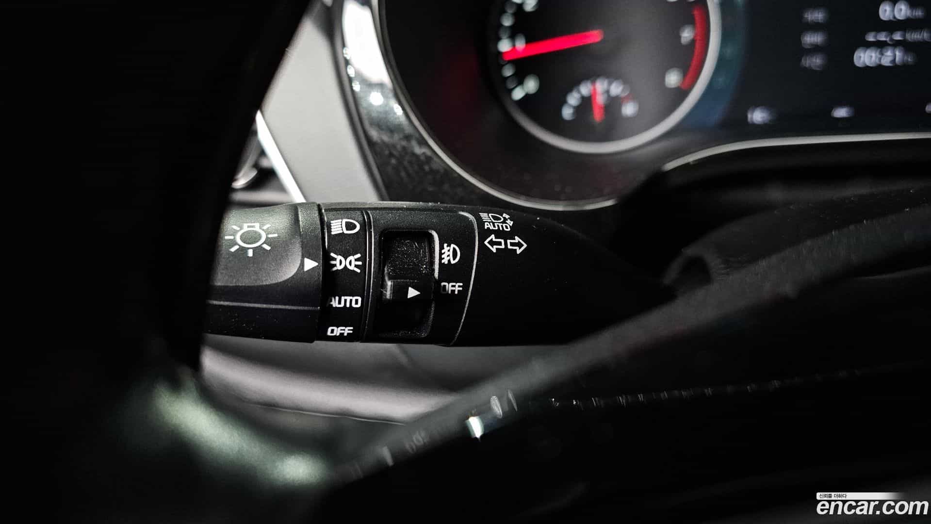 Seltos Kia 2019.6-OPTION-040