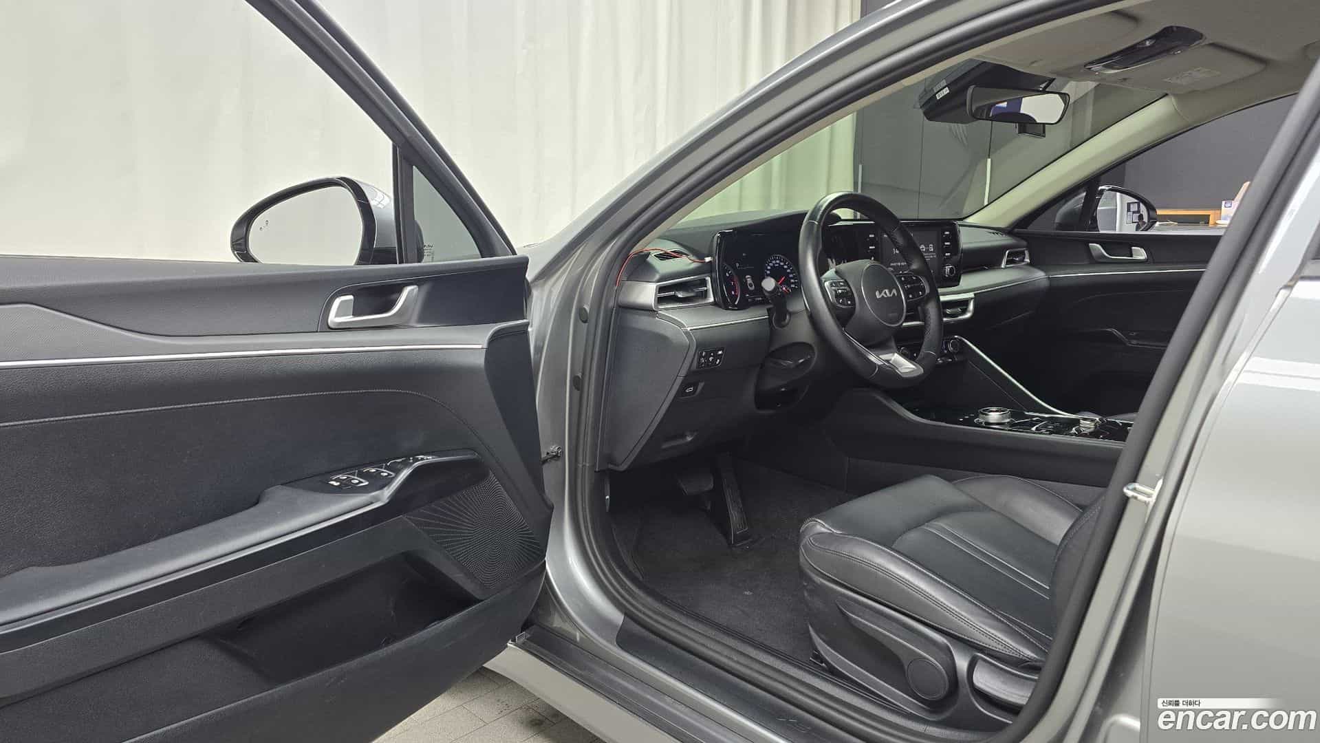 K5 Kia 2023.0-INNER-010