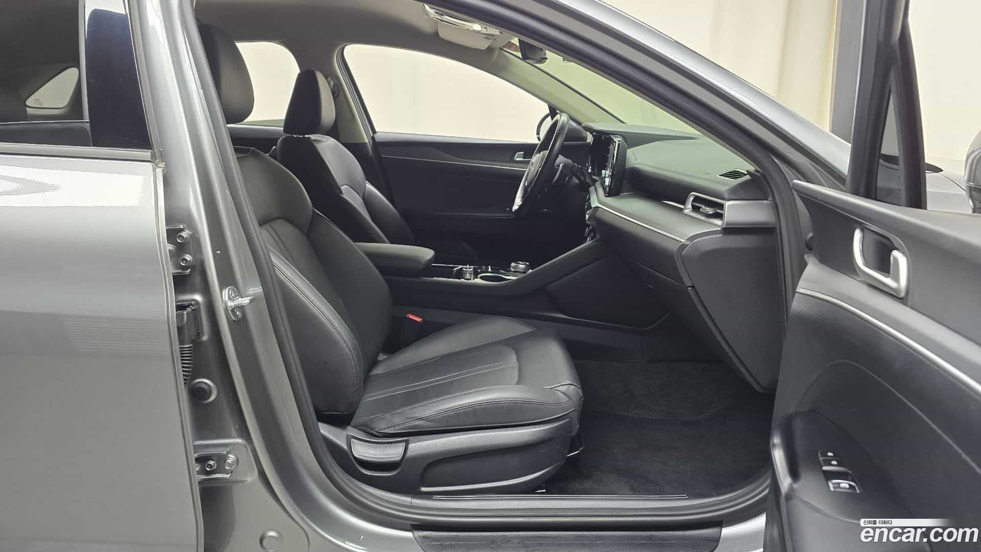 K5 Kia 2023.0-INNER-036