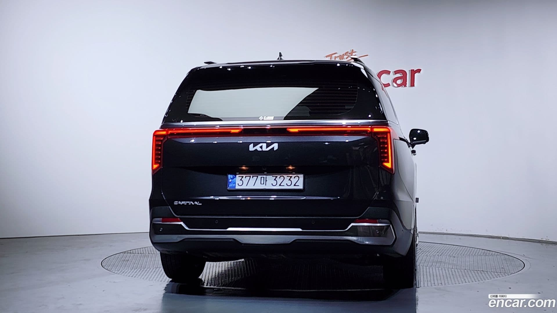 Main__Slider__Photo:Canival Kia 2024.4-3