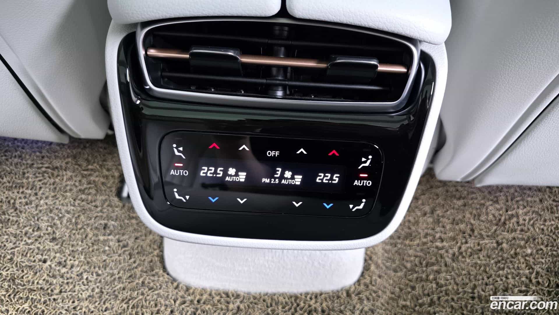 EQE Mercedes-Benz 2023.6-OPTION-040