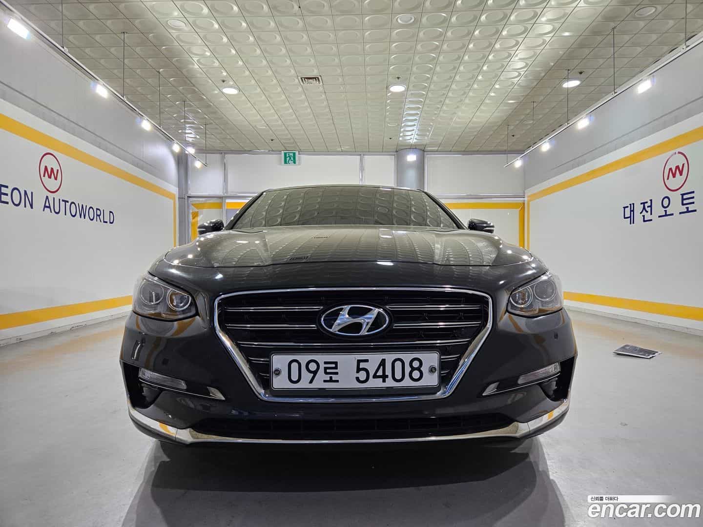 Grandeur Hyundai 2018.11-OUTER-001