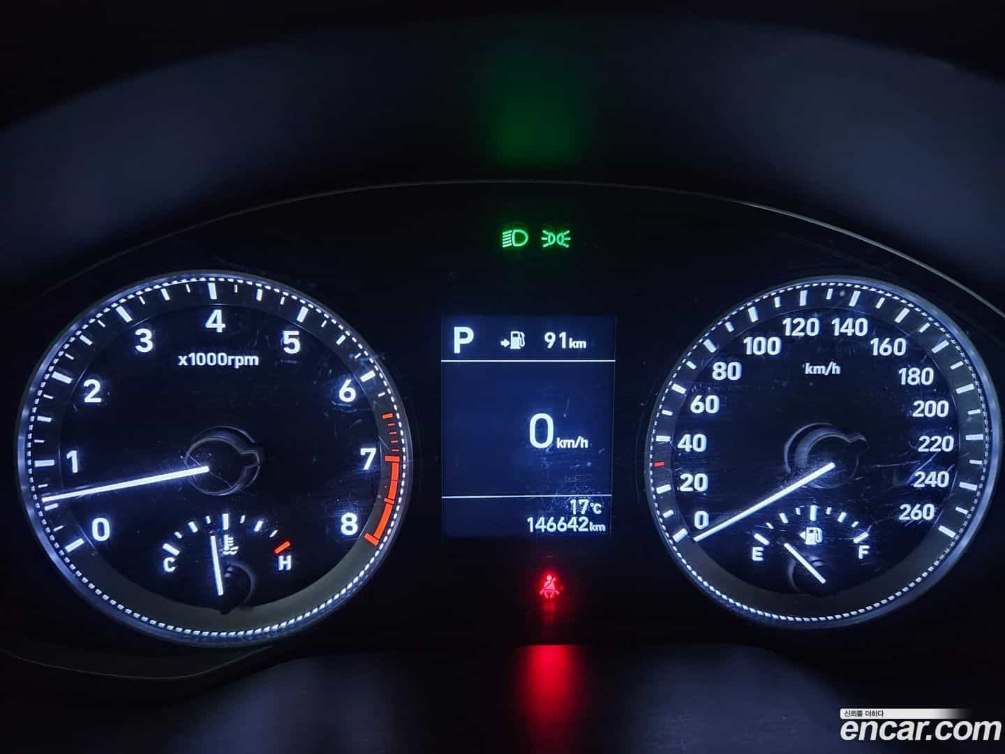 Grandeur Hyundai 2018.11-INNER-007