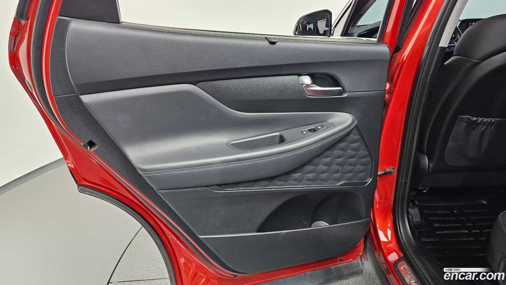 Santafe Hyundai 2019.2-INNER-035