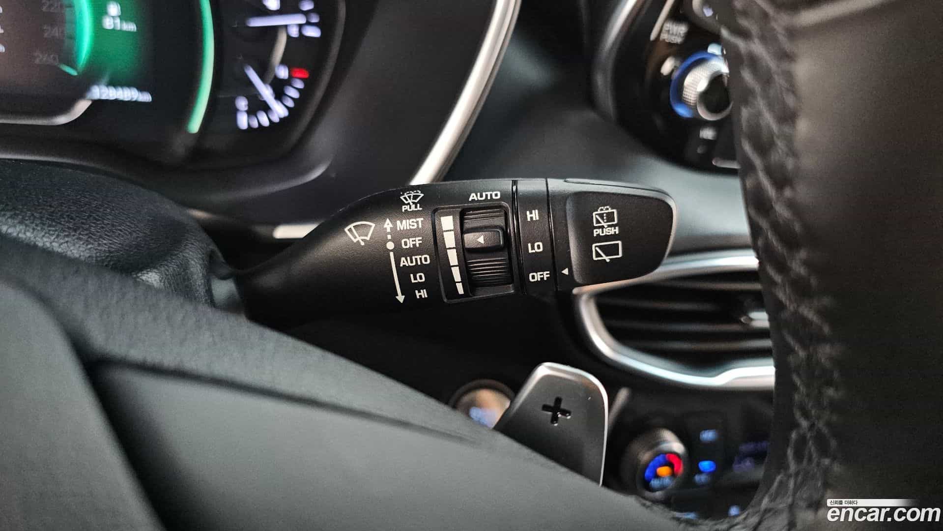 Santafe Hyundai 2019.2-OPTION-050