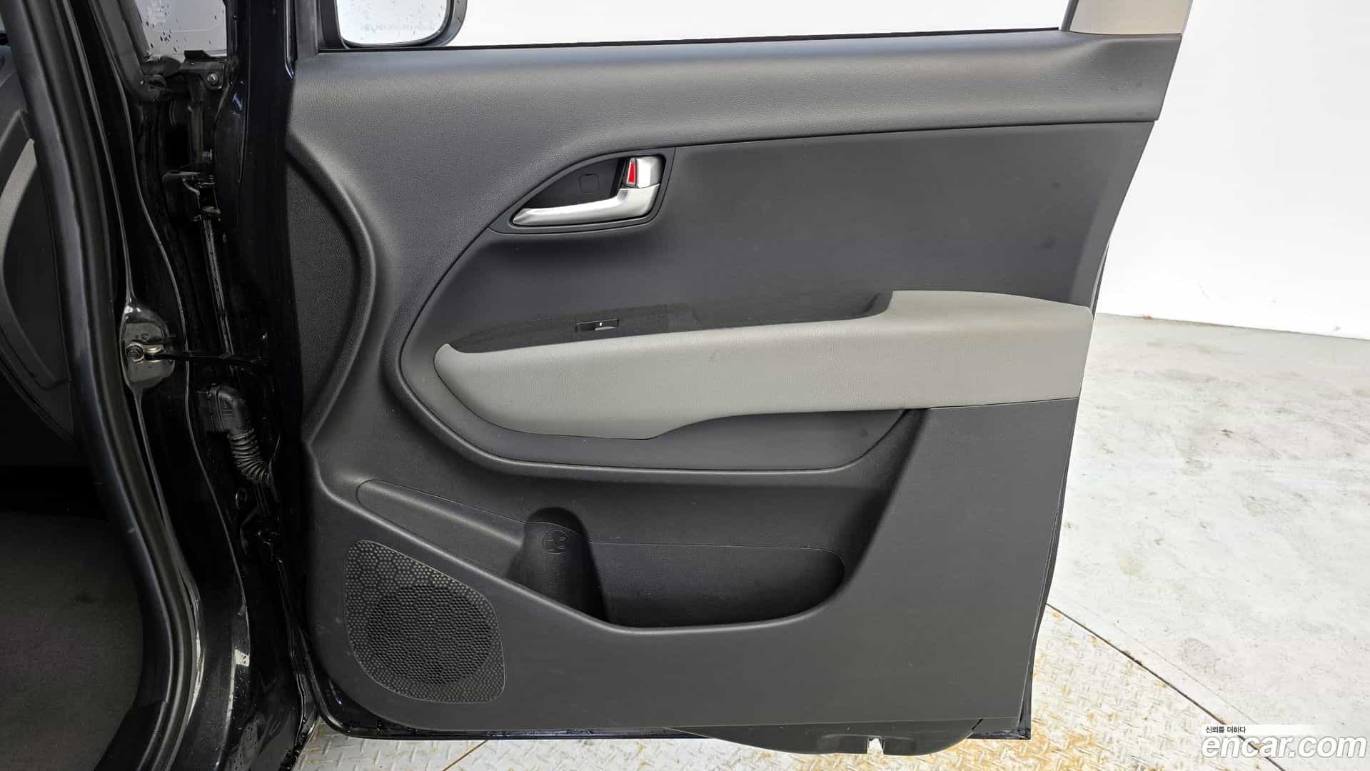 RAY Kia 2024.4-INNER-035