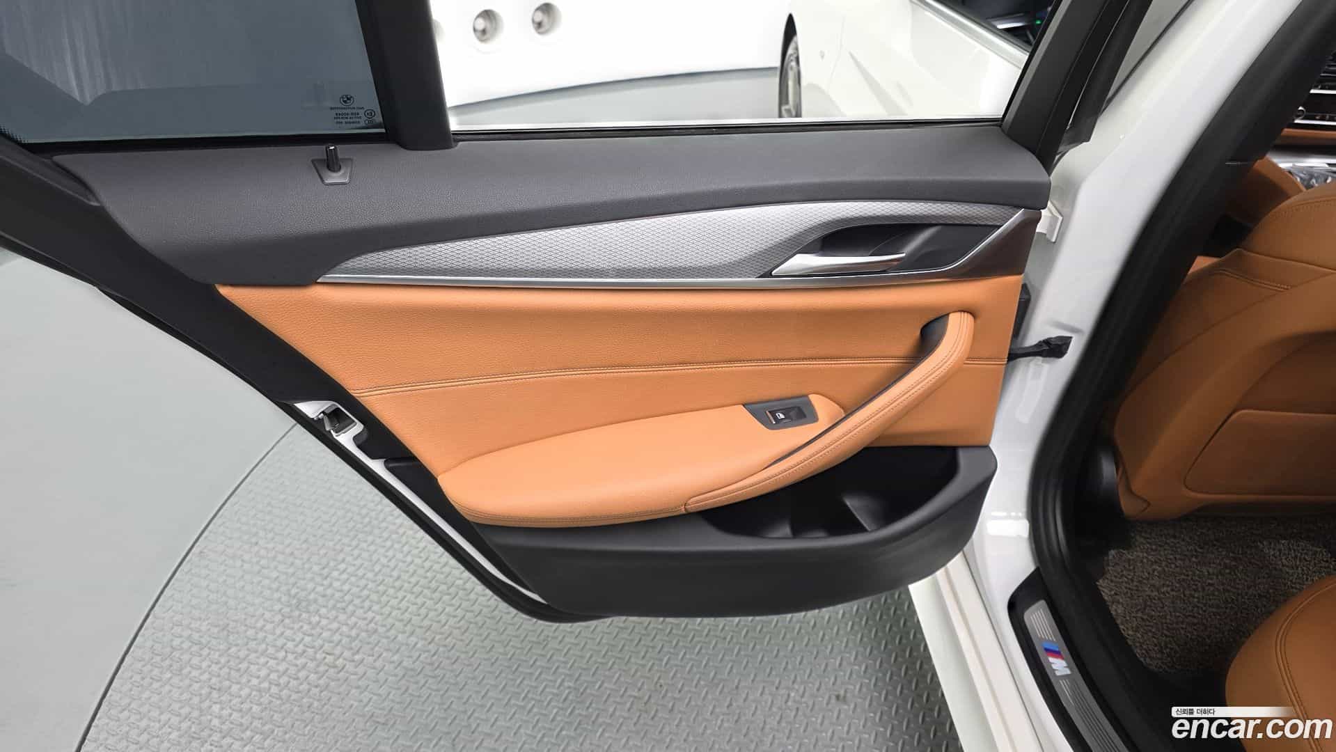 5-Series BMW 2018.1-INNER-035