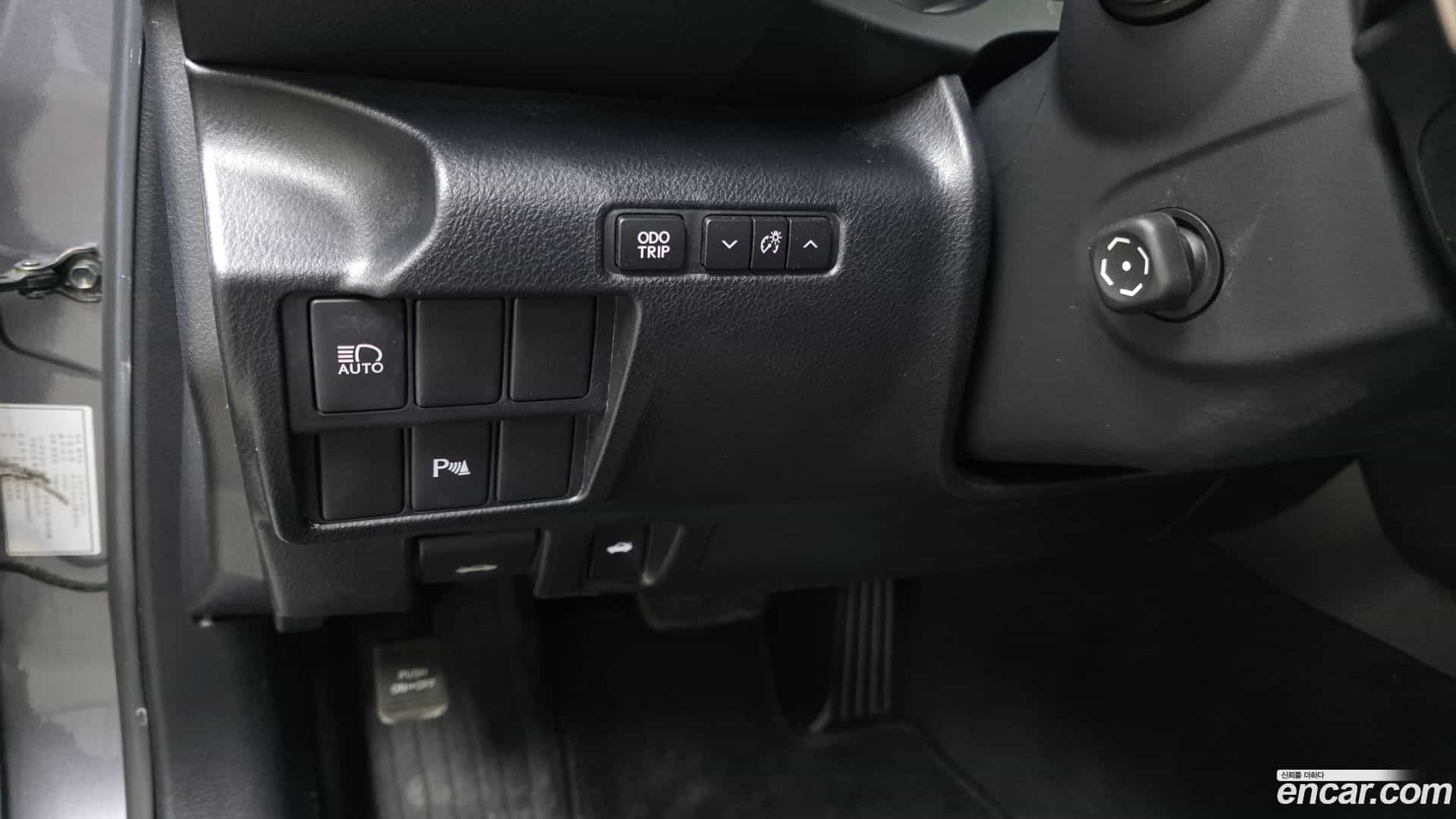 IS Lexus 2019.2-OPTION-041