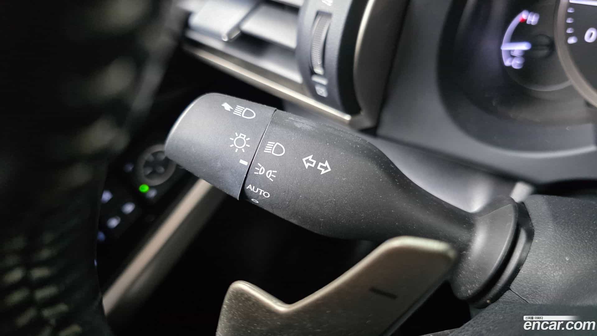 IS Lexus 2019.2-OPTION-045