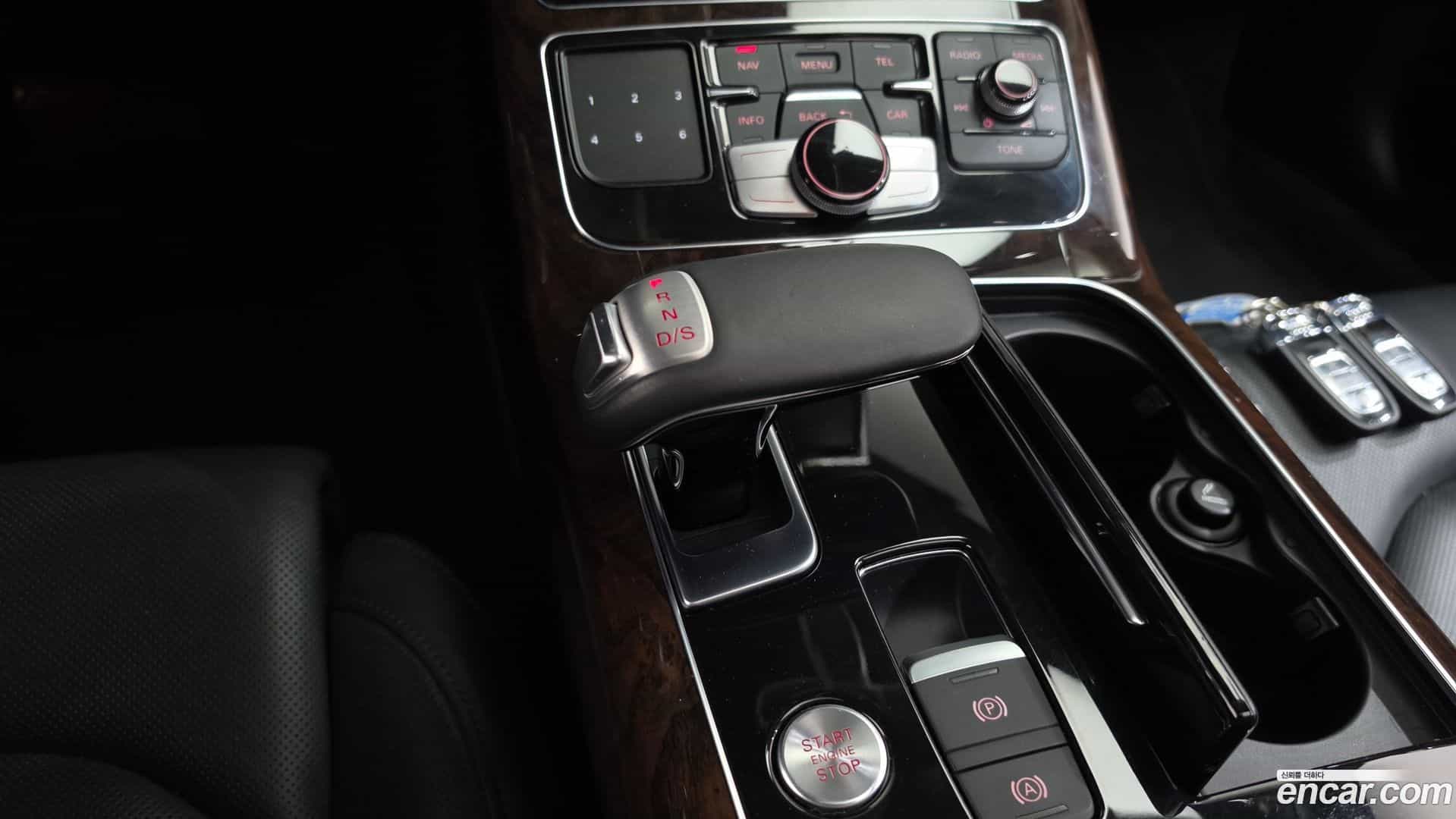 A8 Audi 2013.8-INNER-009