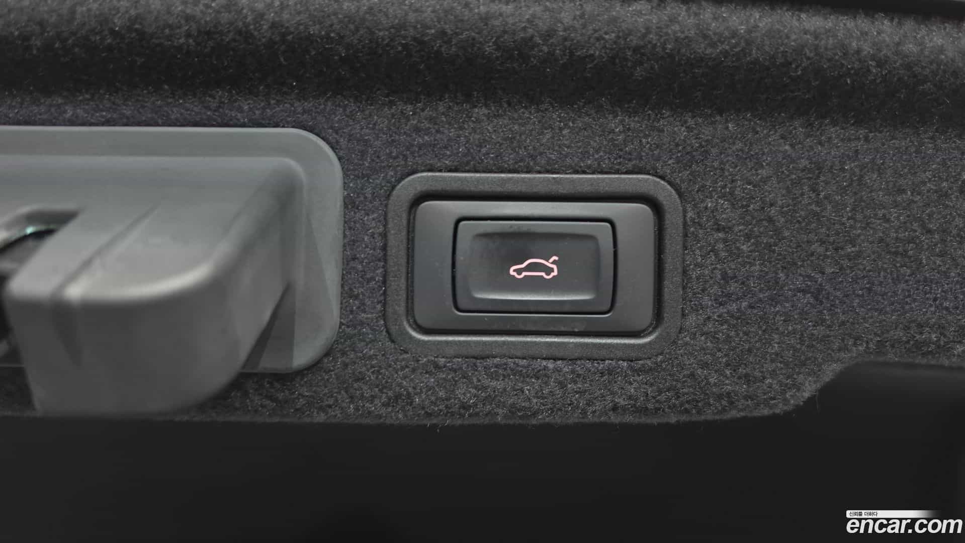 A8 Audi 2013.8-OPTION-023