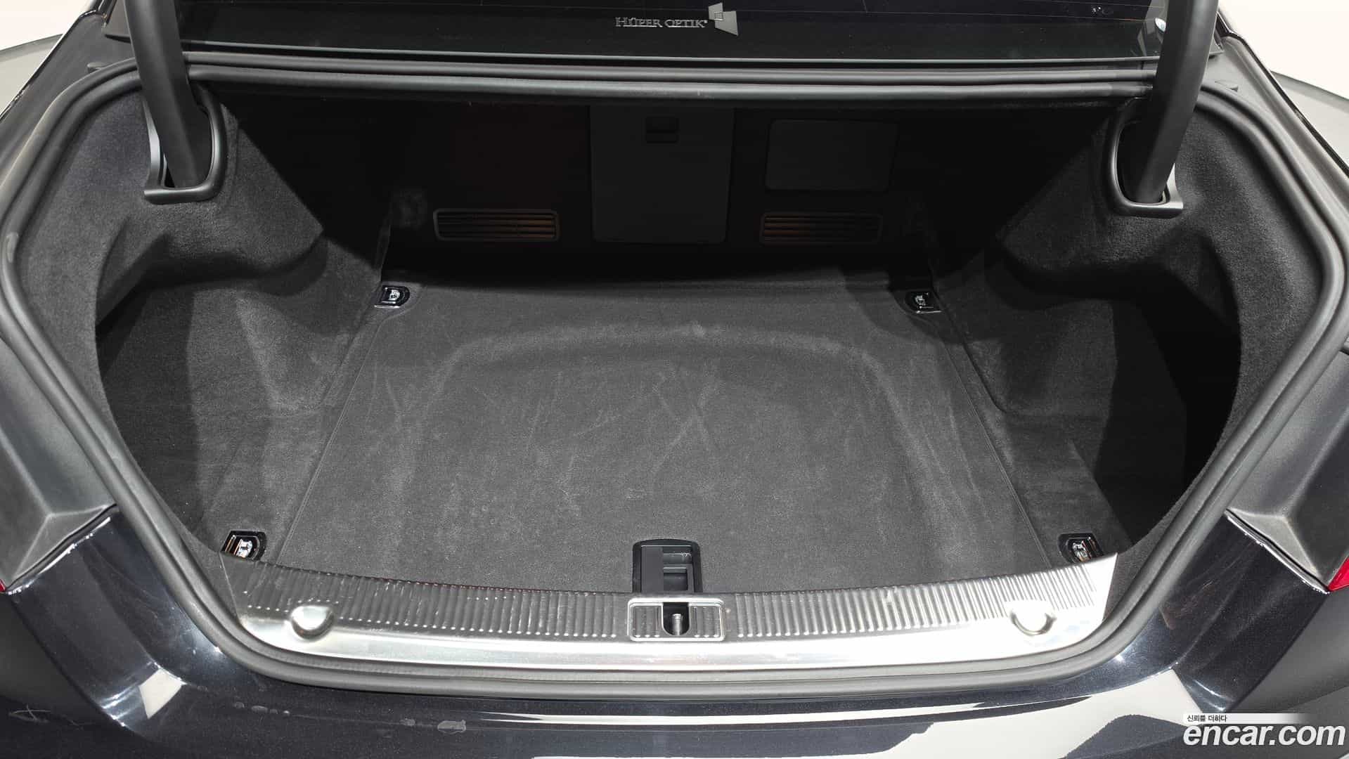 A8 Audi 2013.8-OPTION-024