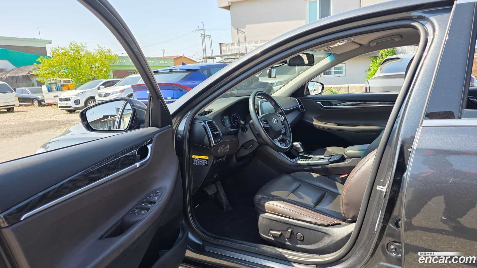 Grandeur Hyundai 2019.8-OPTION-015
