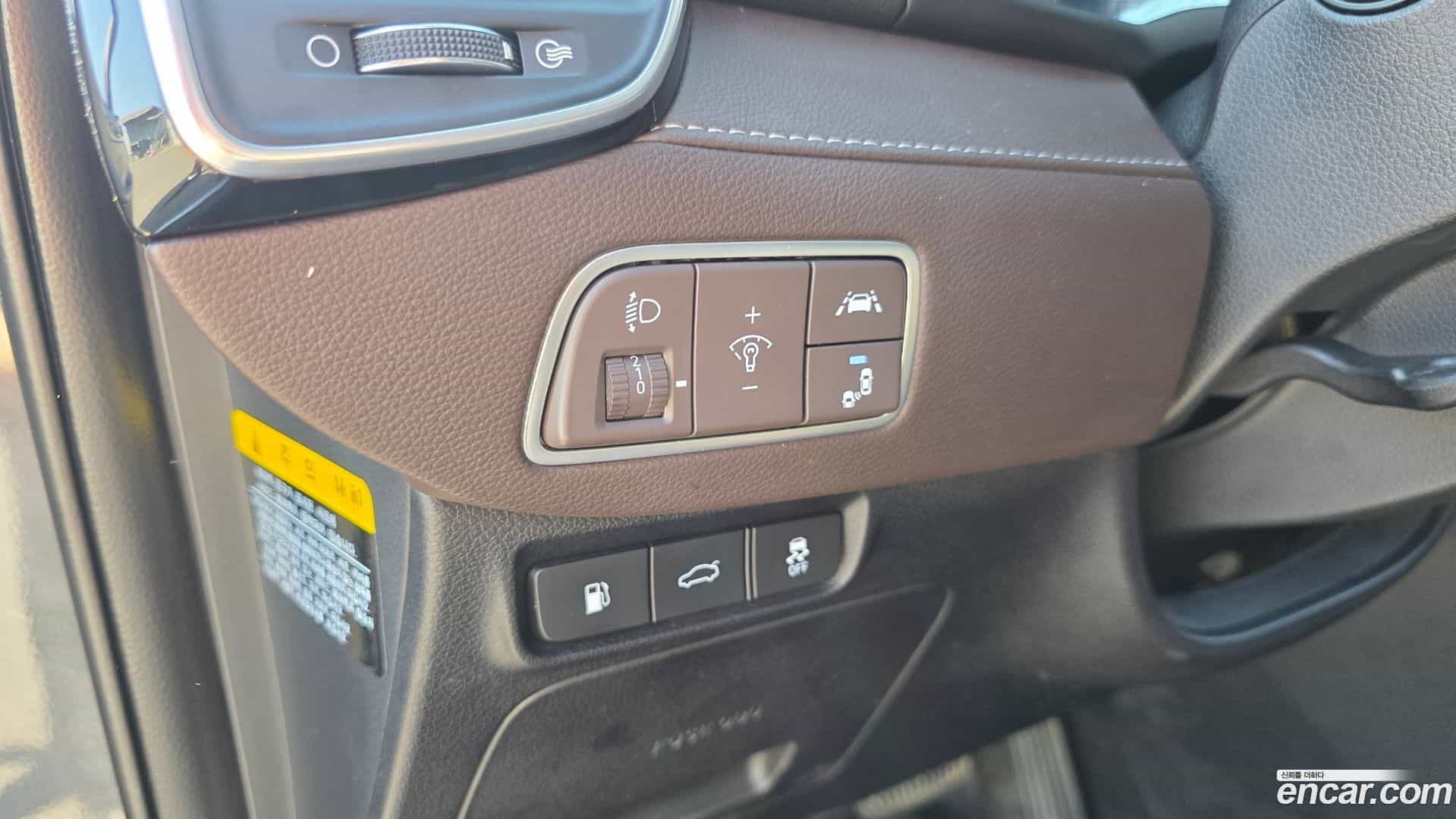 Grandeur Hyundai 2019.8-OPTION-041