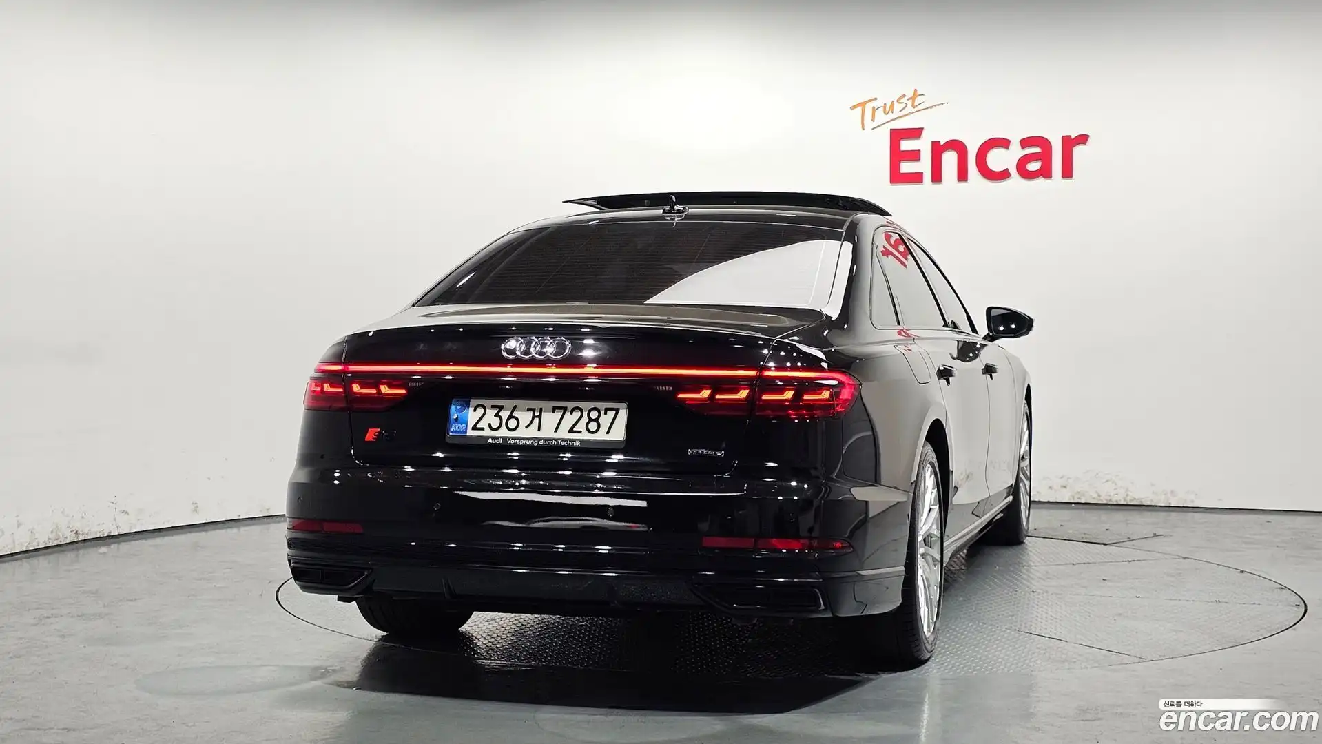 A8 Audi 2021.11-OUTER-004