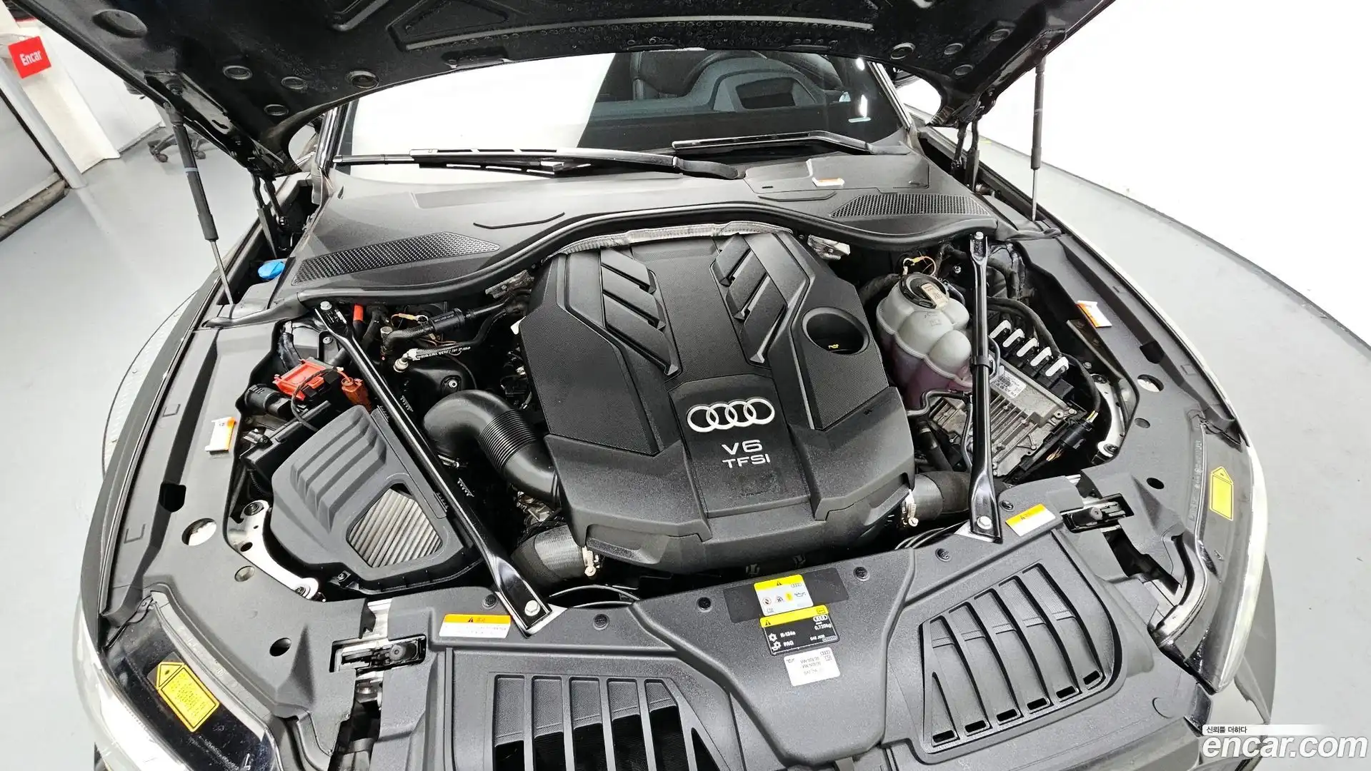 A8 Audi 2021.11-OUTER-006