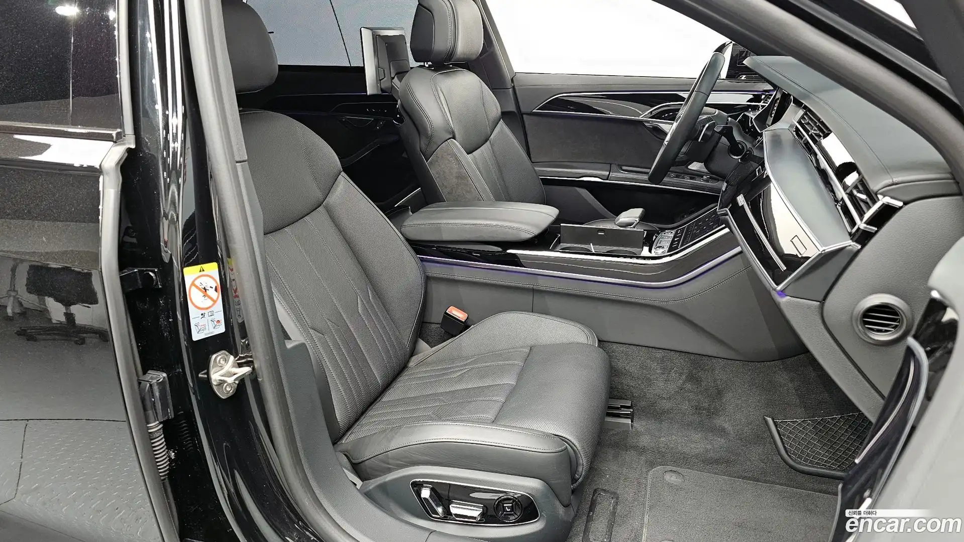 A8 Audi 2021.11-OPTION-015
