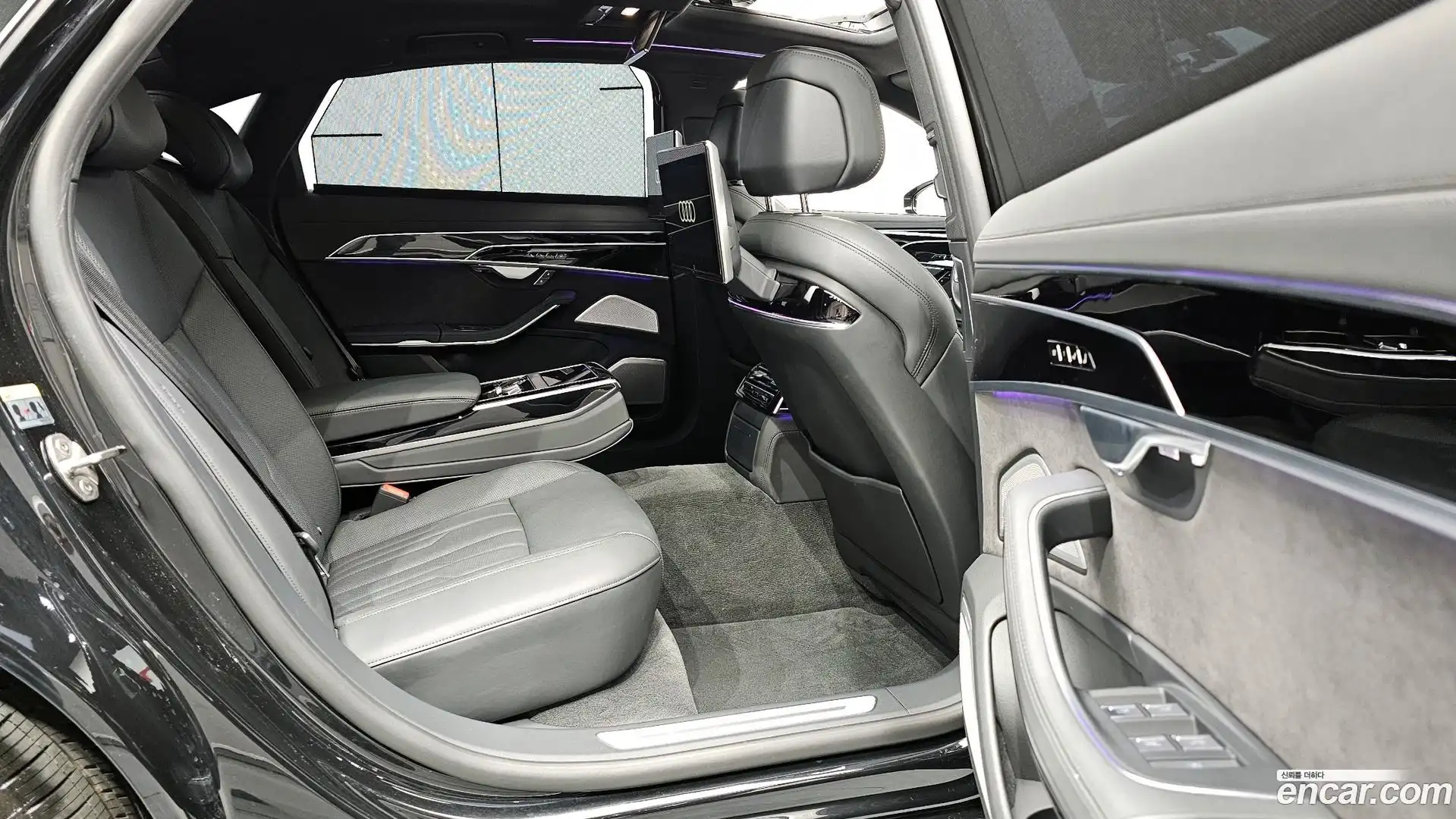 A8 Audi 2021.11-OPTION-016