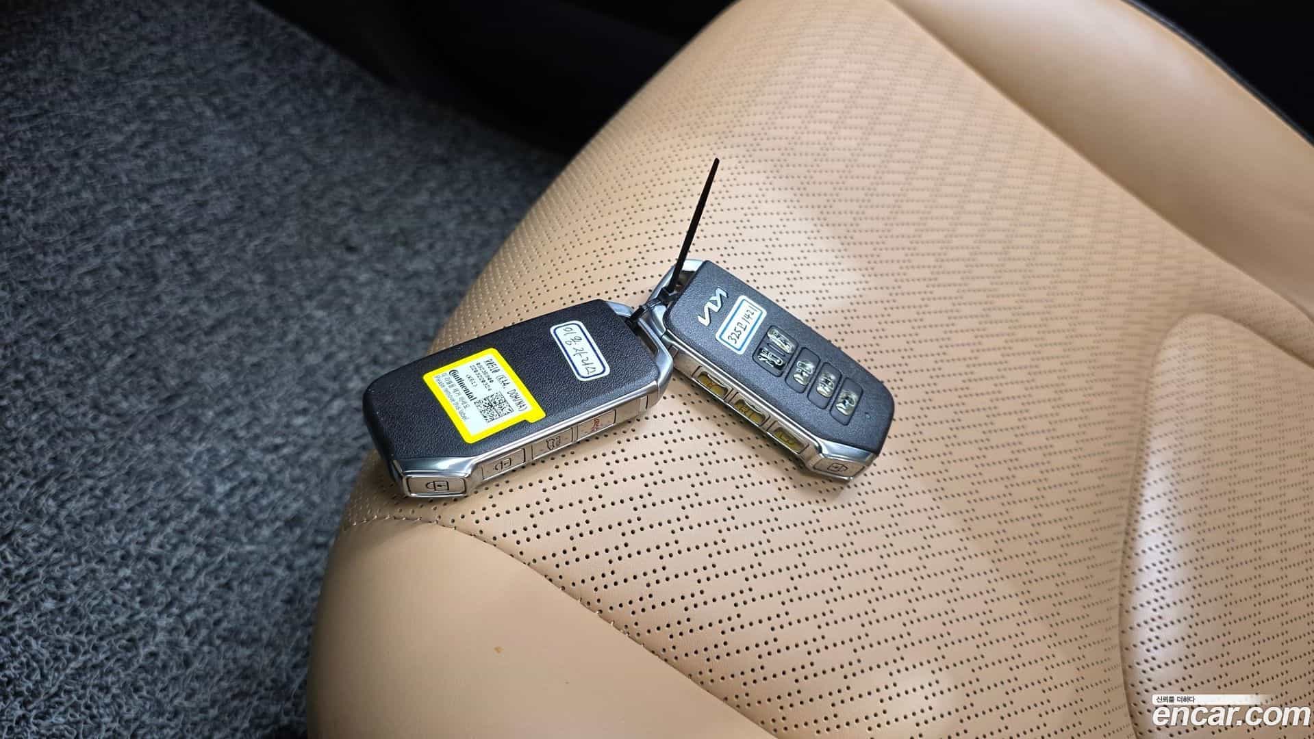 Canival Kia 2022.3-OPTION-044
