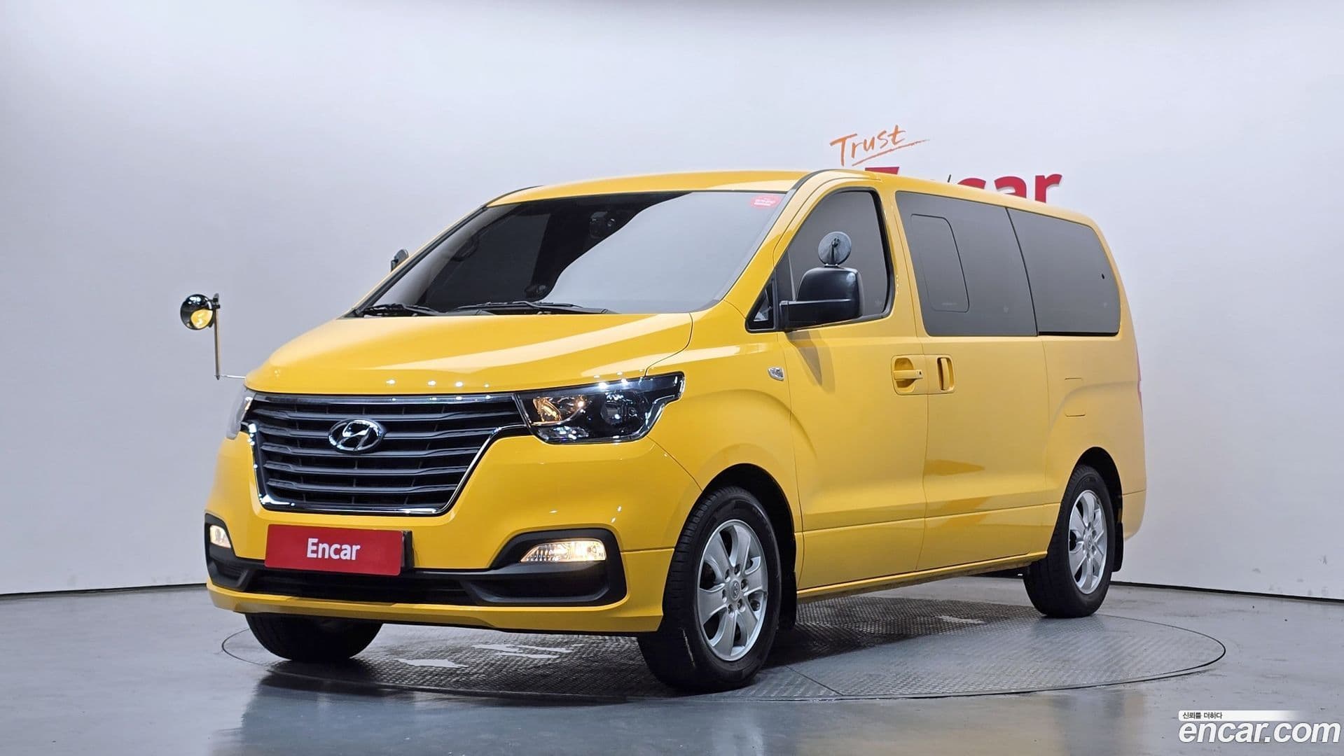 Main__Slider__Photo:Starex Hyundai 2019.1-0