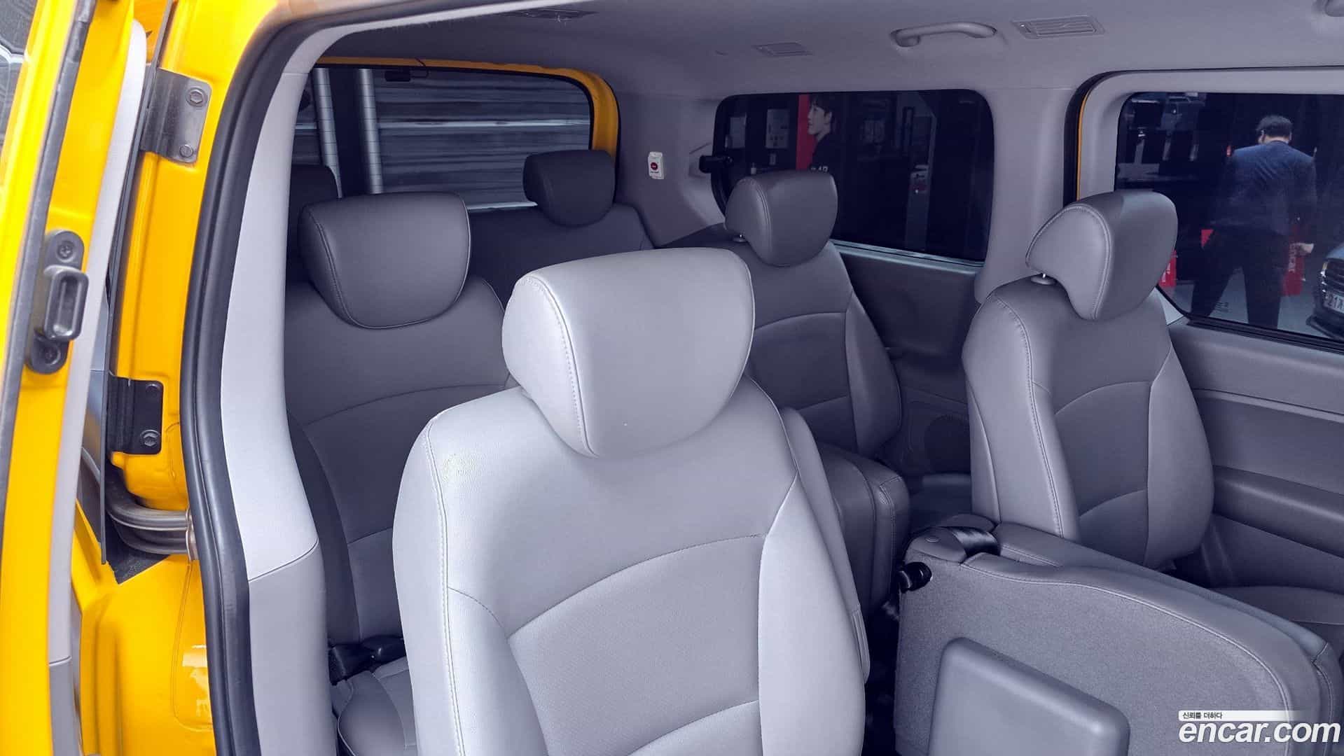 Starex Hyundai 2019.1-OPTION-016