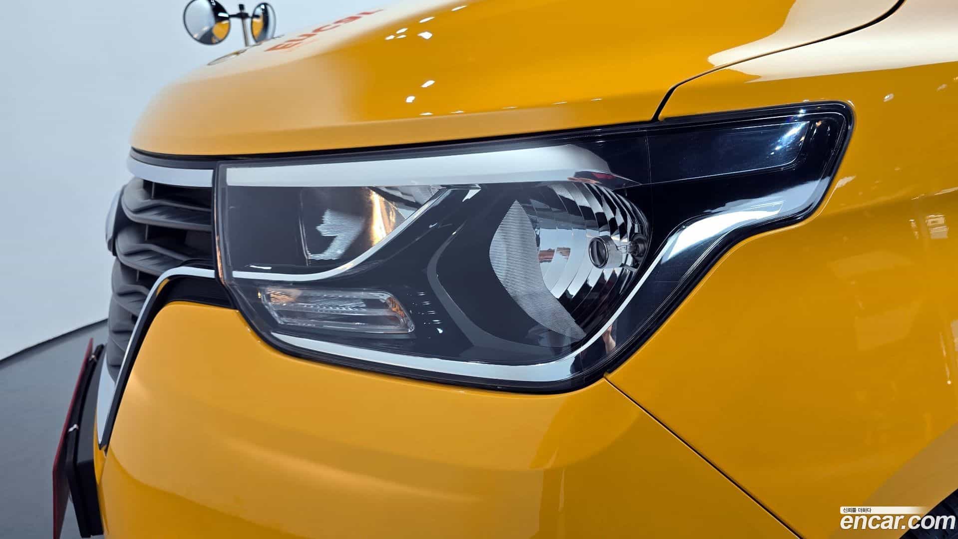 Starex Hyundai 2019.1-OUTER-032