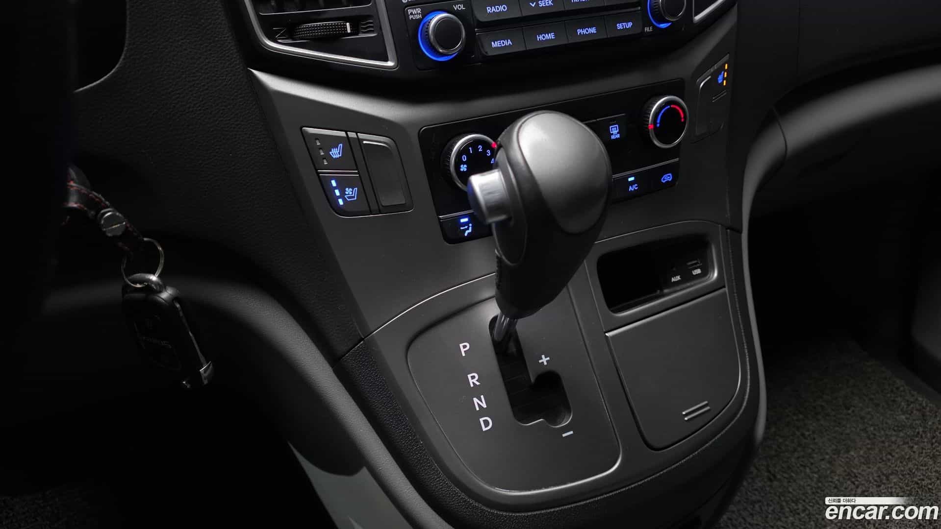 Starex Hyundai 2020.5-INNER-009