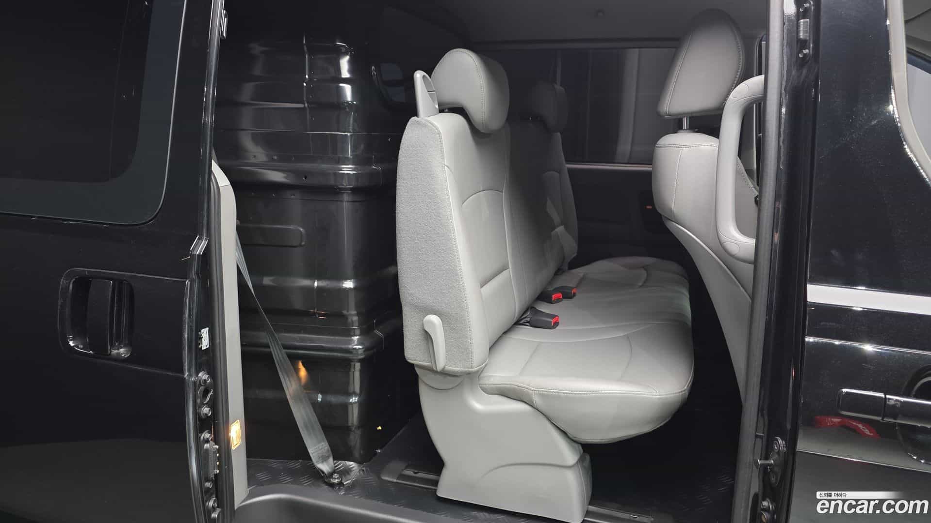 Starex Hyundai 2020.5-OPTION-016