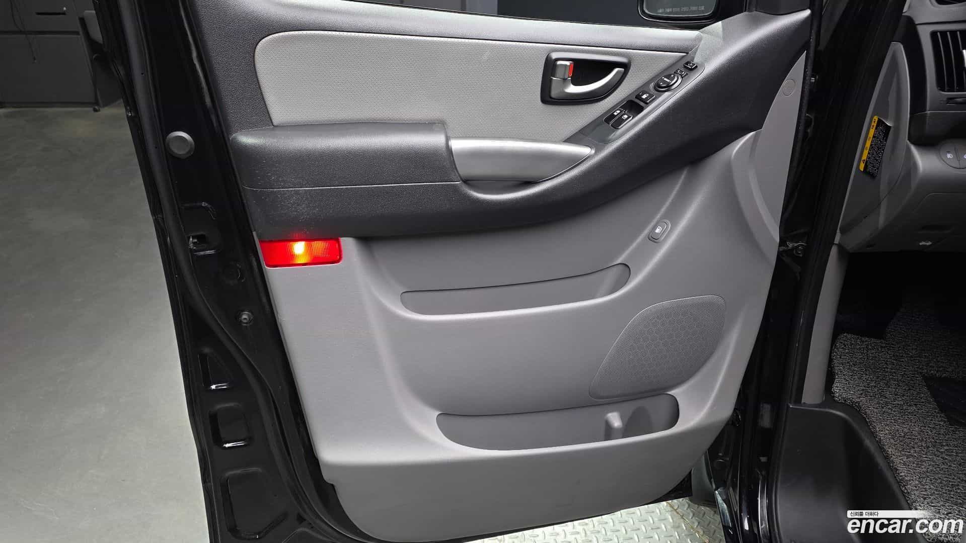 Starex Hyundai 2020.5-INNER-034
