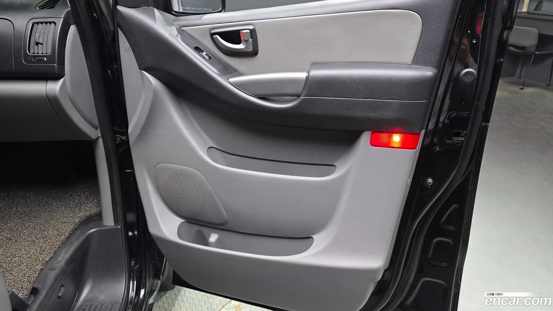 Starex Hyundai 2020.5-INNER-035