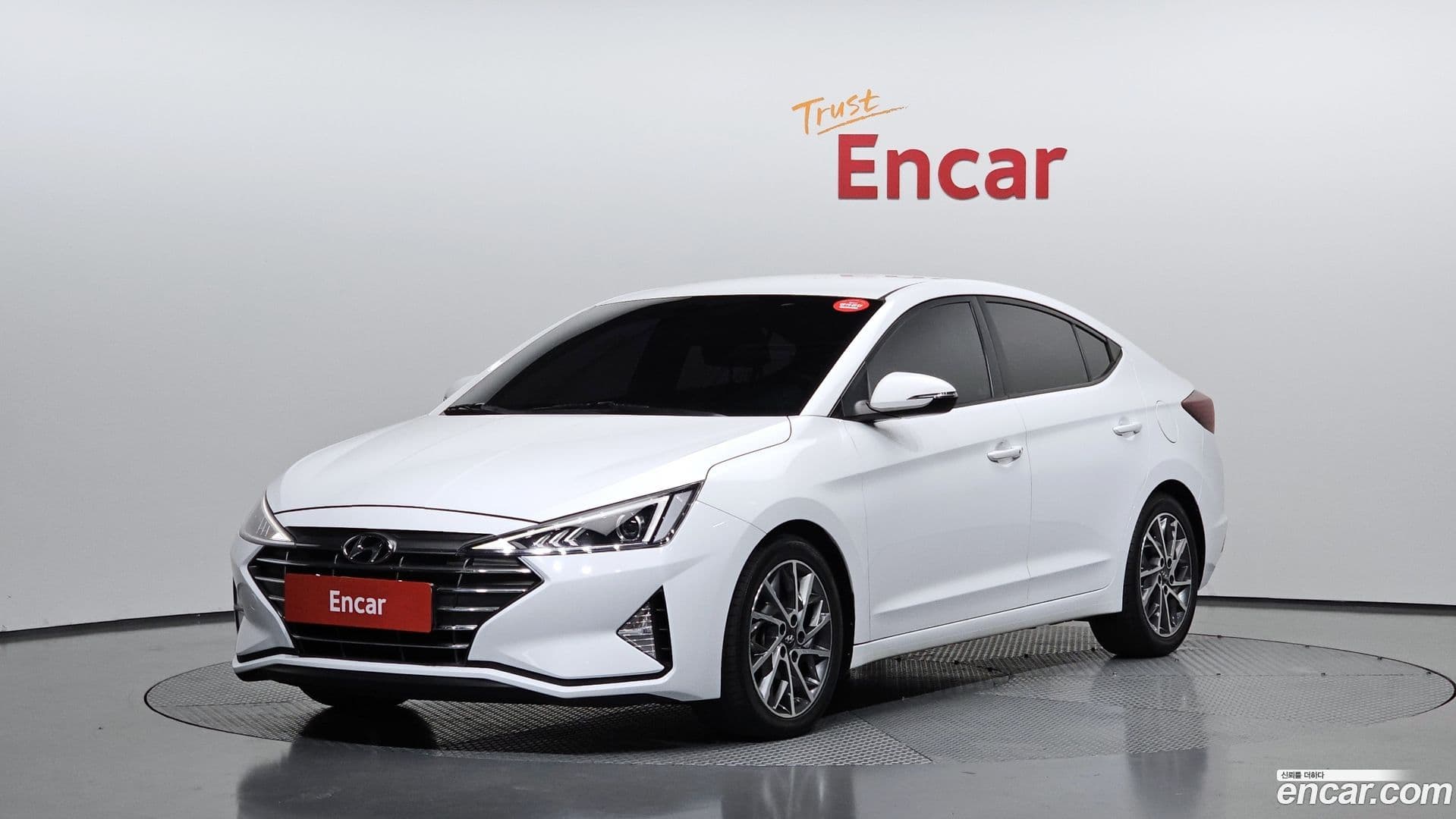 Main__Slider__Photo:AVANTE Hyundai 2019.11-0